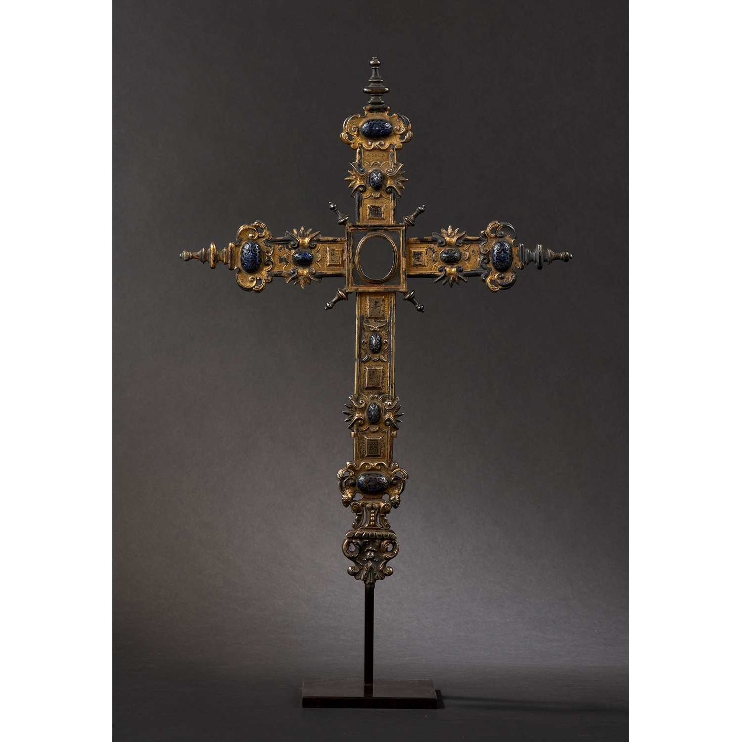 RELIQUARY CROSS ANDALUCIA FIRST QUARTER OF THE 17TH CENTURY
