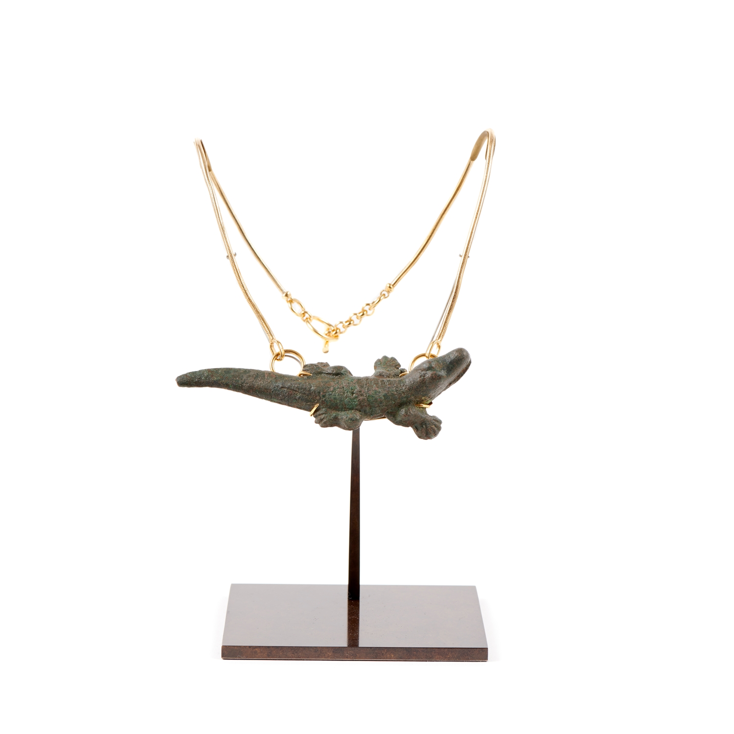 UNIQUE NECKLACE WITH A RARE  ANTIQUE EGYPTIAN CROCODILE IN EFFIGY OF THE GOD SOBEK